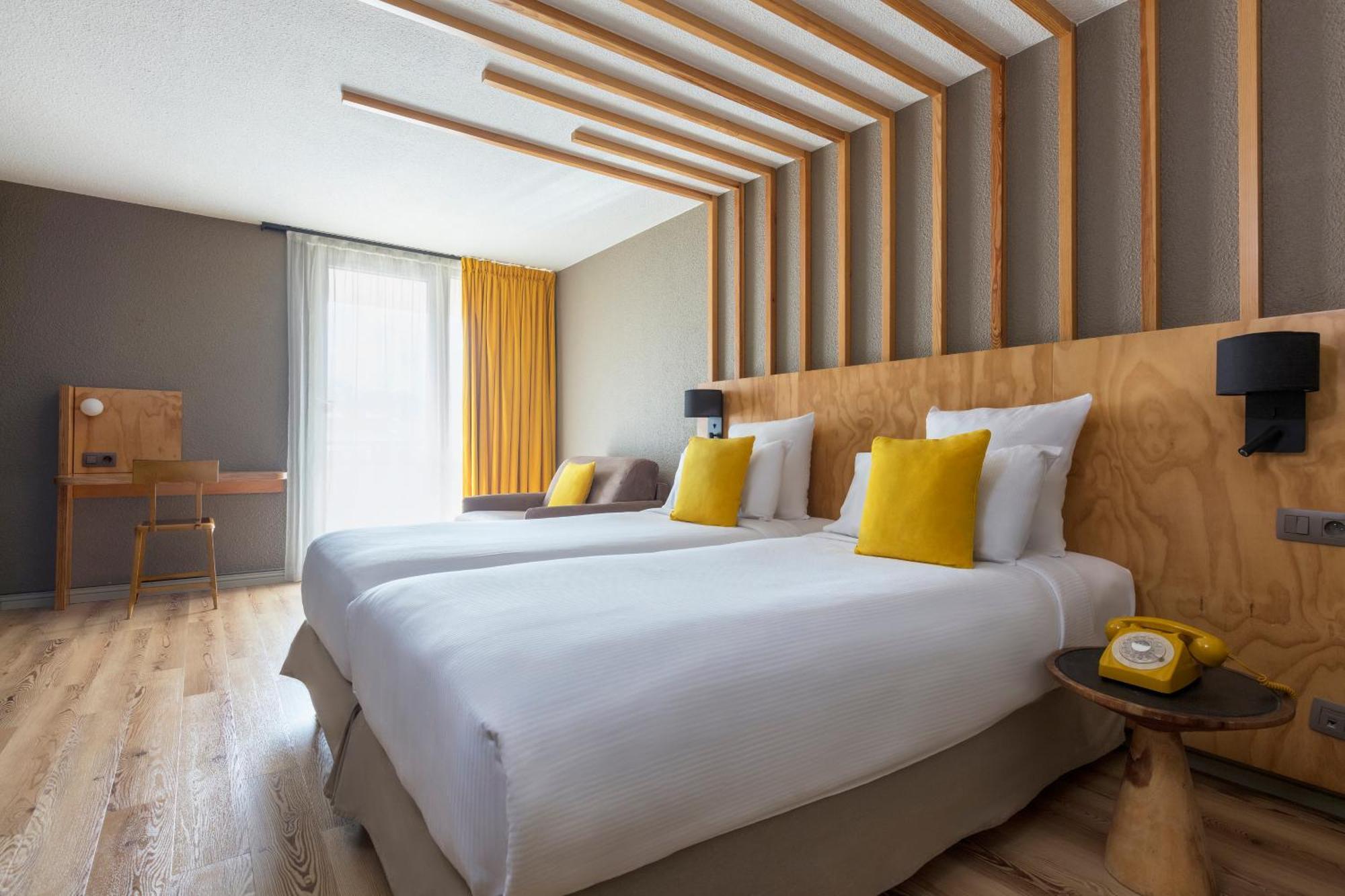 Chambre Supérieure avec Balcon - Vue sur Jardin